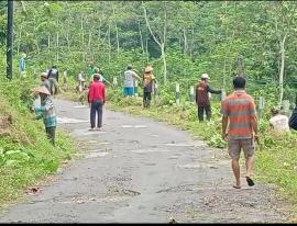 KEBERSIHAN JALAN KABUPATEN